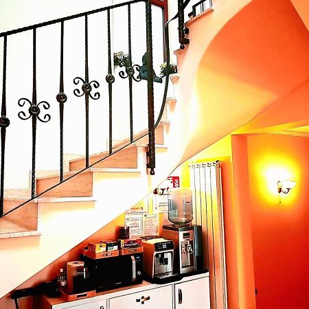 Bucur 9 Hotel Bukarest Eksteriør billede