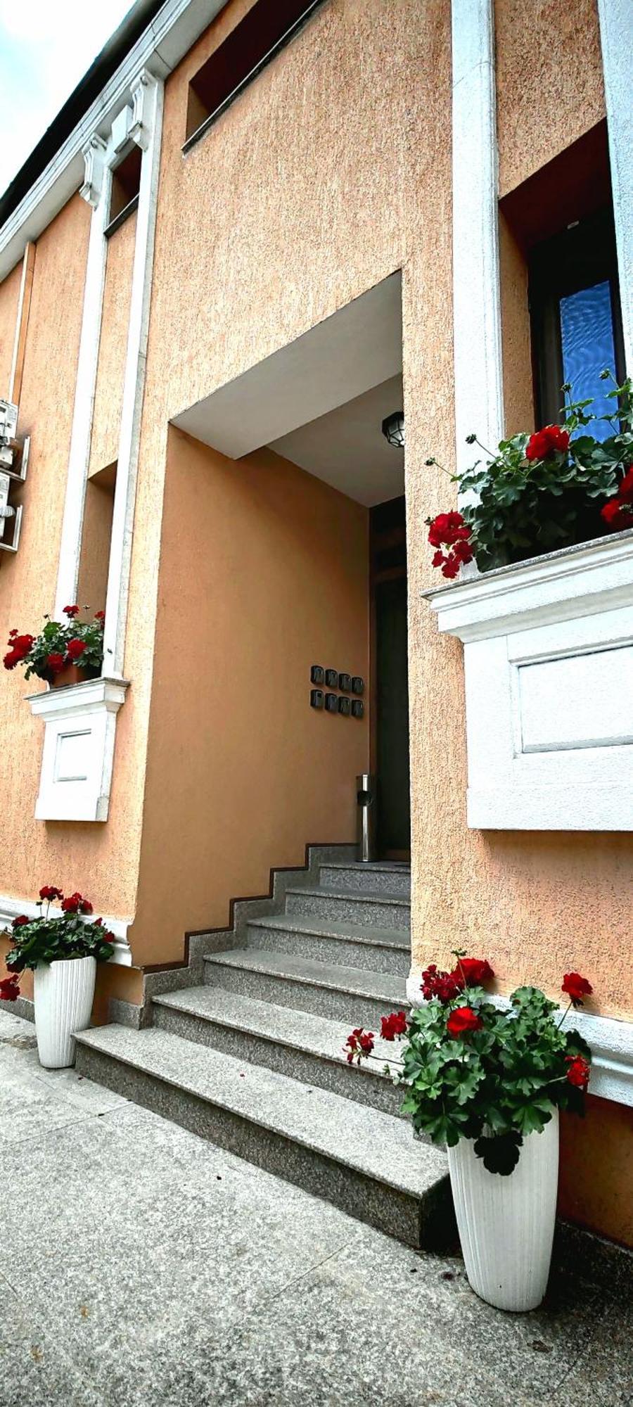 Bucur 9 Hotel Bukarest Eksteriør billede